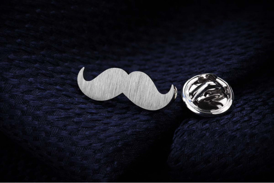 Pins do butonierki Wąs